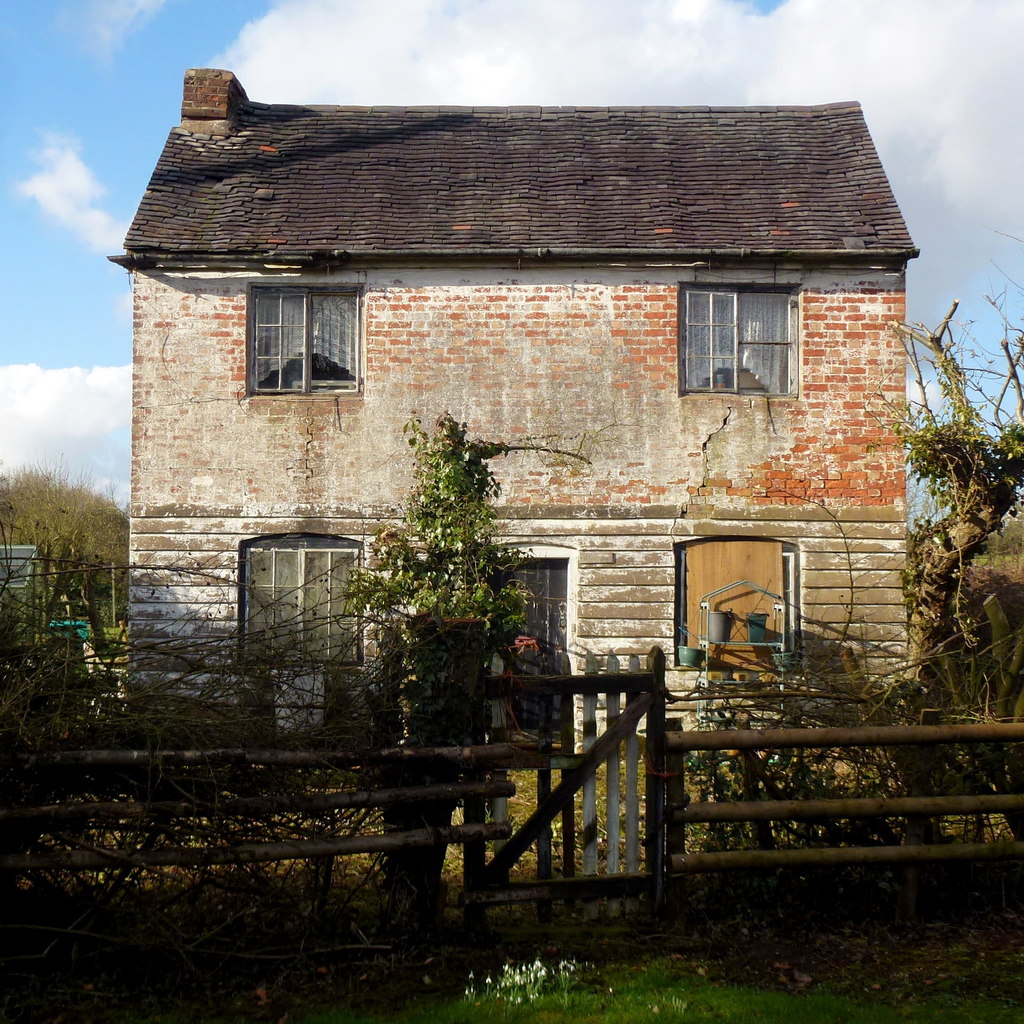 Image showing a cheap house for sale in the UK