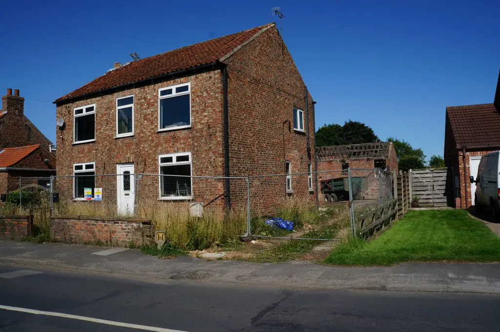 Image showing a repossessed house in Stockton