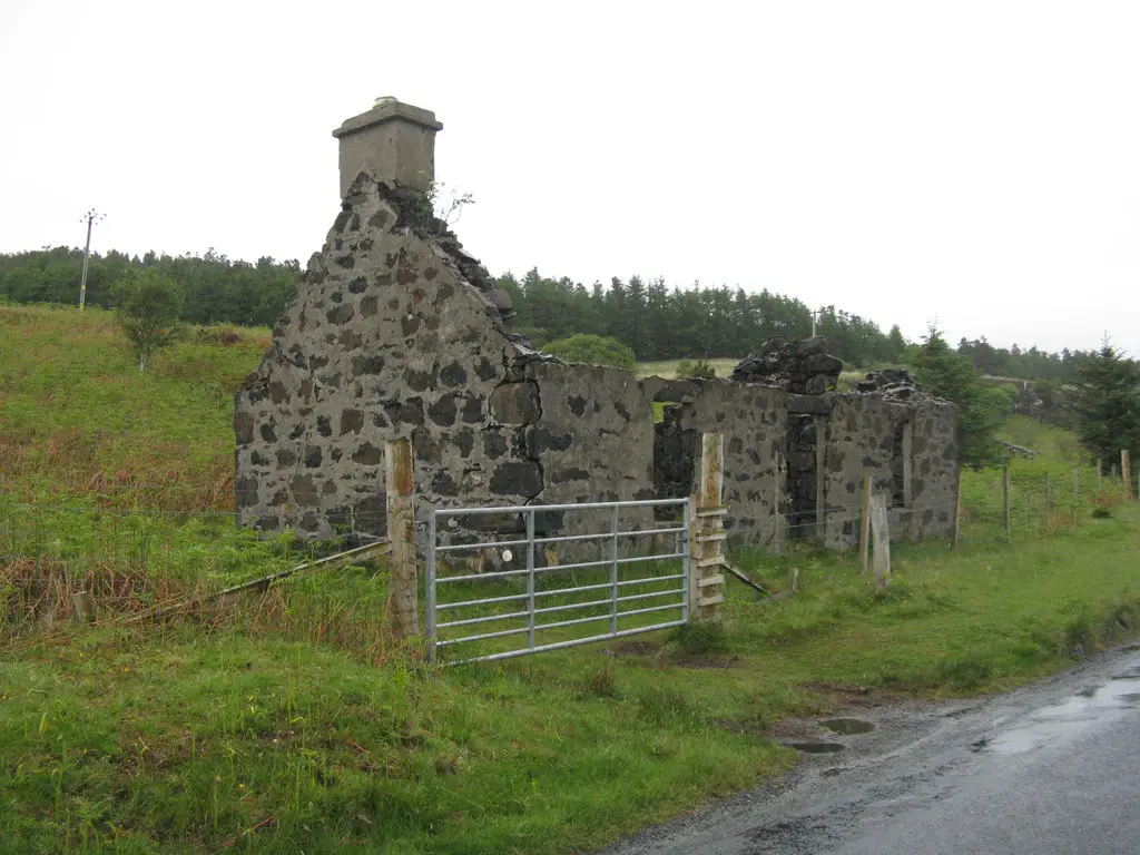 Image showing a ruined cottage