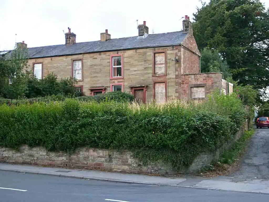 Image showing a house in need of repair