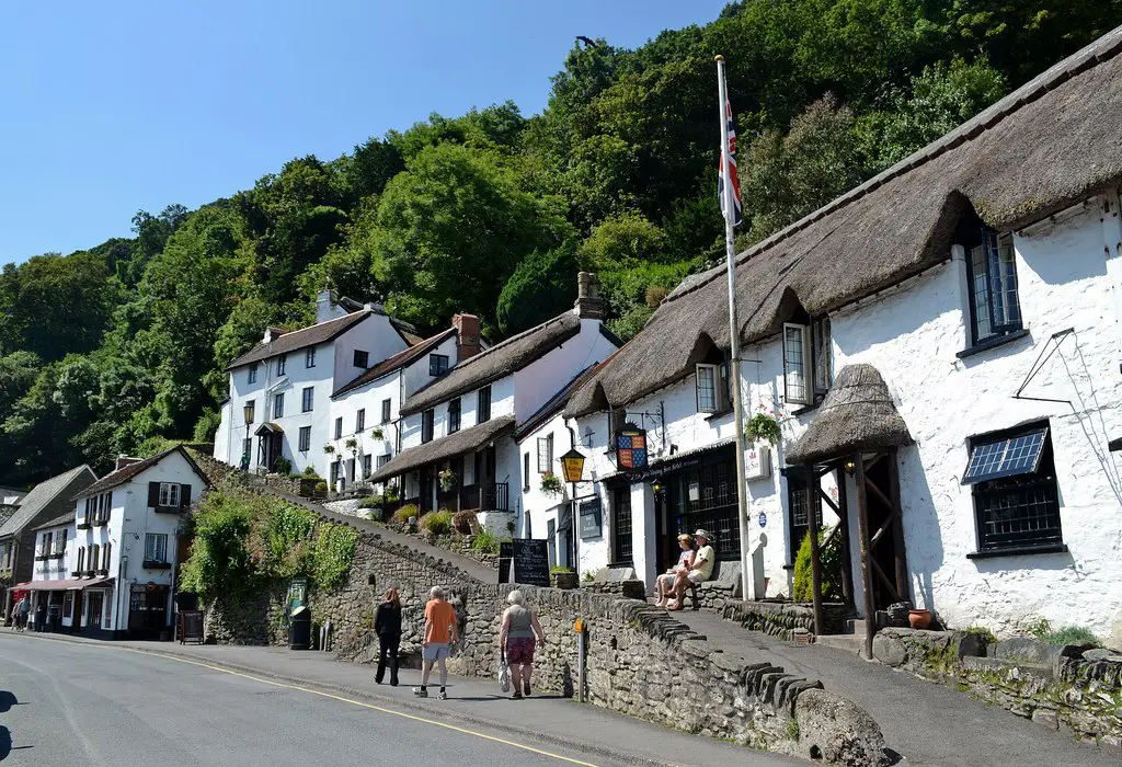 Image showing property in Devon with a sea view