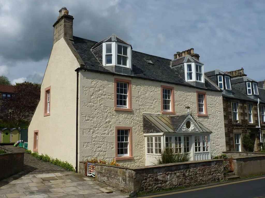 Image showing a house with unoccupied property insurance