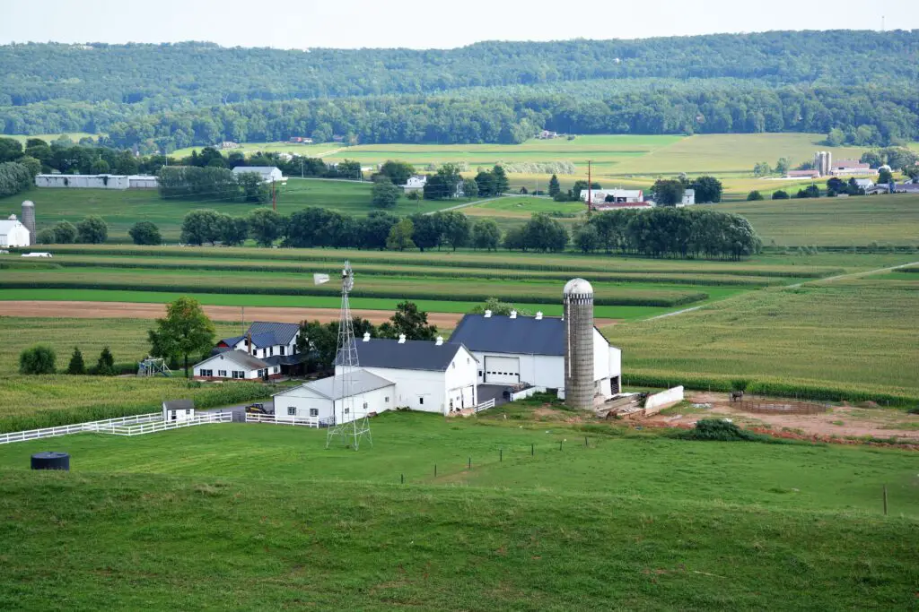 how to buy a farm in the UK