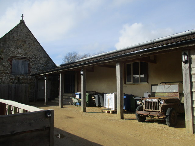 Manor Farm yard, Symondsbury